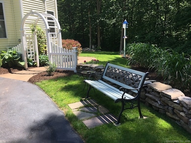 16 Hidden Lake Rd, Higganum, CT 06441 - photo 4