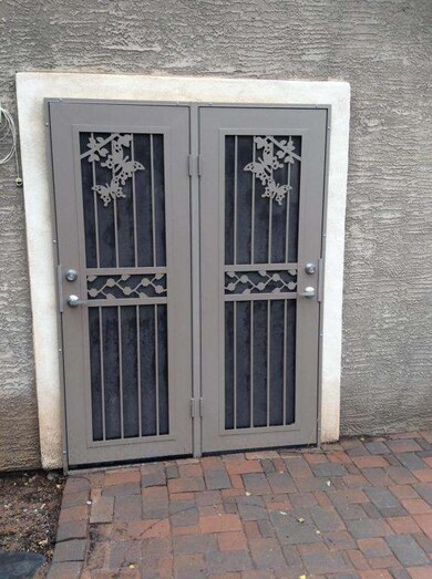 Outside master BR