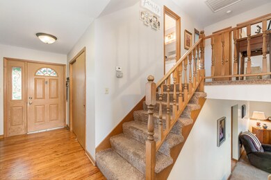 2820 Mockingbird Dr, Crown Point, IN 46307 - photo 5