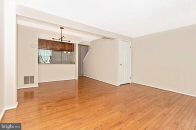 1432 Farmcrest Way, Silver Spring, MD 20905 - photo 7