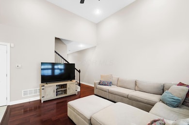 3940 Rennes Dr, Columbus, OH 43221 - photo 5