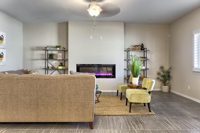 13913 Villa Vista Ave, Horizon City, TX 79928 - photo 3