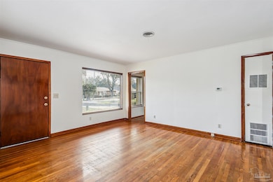 9 Gilmore Dr, Gulf Breeze, FL 32561 - photo 2