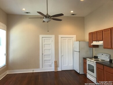 802 E Euclid Ave unit 2, San Antonio, TX 78212 - photo 5