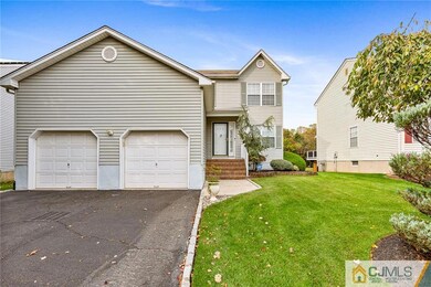 523 Grandview St, Middlesex, NJ 08846 - photo 2