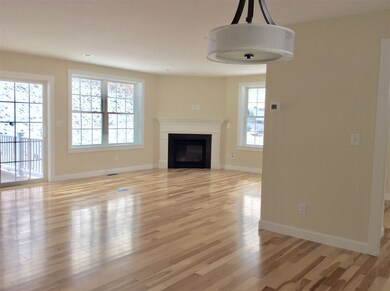 2 Firefly Landing unit 11, Newmarket, NH 03857 - photo 7