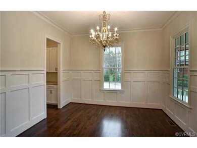 Sample of dining room woodwork (painted wainscotti