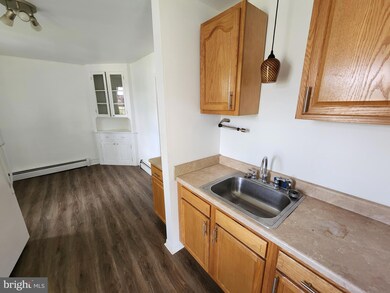 250 N Hellertown Ave, Quakertown, PA 18951 - photo 6