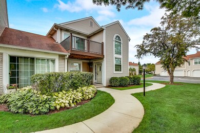 260 Le Parc Cir unit 301, Buffalo Grove, IL 60089 - photo 2