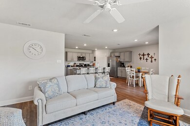 137 Mill Ct, Lucedale, MS 39452 - photo 7