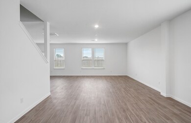 3083 Clydesdale Dr, Alvin, TX 77511 - photo 5