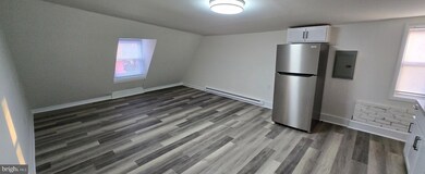 213 W Market St unit 3RD FL, Orwigsburg, PA 17961 - photo 7