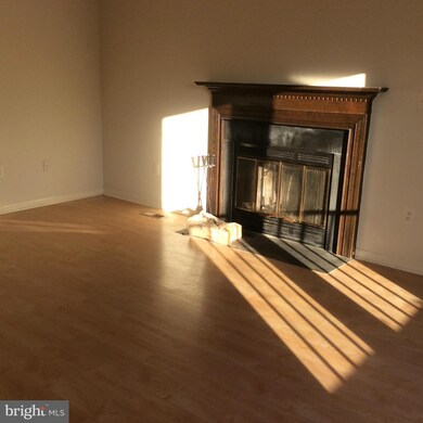 4105 Swiss Stone Dr, Burtonsville, MD 20866 - photo 2