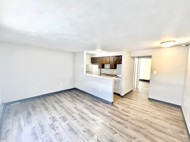 612 Union St, California, PA 15419 - photo 3