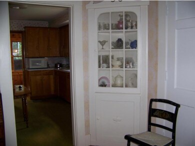 9 Elm St, Bellows Falls, VT 05101 - photo 7