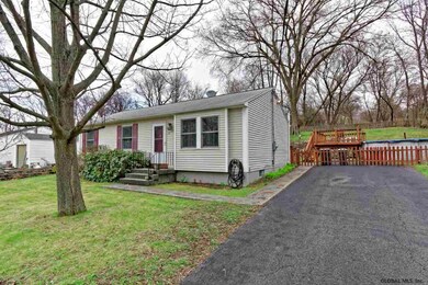 39 Railroad Ave, Rensselaer, NY 12144 - photo 4