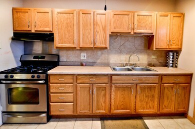 17501 Sycamore Ave, Country Club Hills, IL 60478 - photo 6