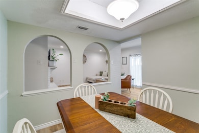 1805 Paxton Dr, Carrollton, TX 75007 - photo 5