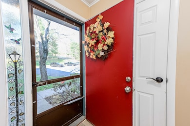 23 Margo Ct unit 23, Cromwell, CT 06416 - photo 3