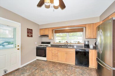 1026 Braemar Rd, Flossmoor, IL 60422 - photo 7