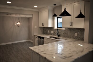 3942 Ward St, Houston, TX 77021 - photo 2