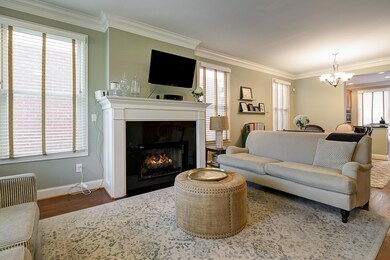 1022 Perry St, Columbus, OH 43201 - photo 3