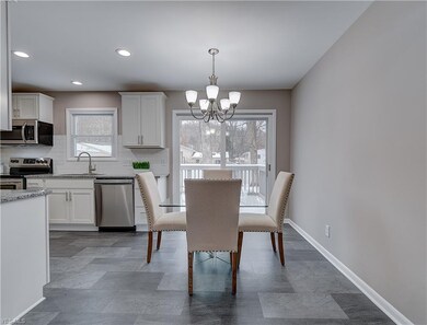 1060 Karen Dr, Akron, OH 44313 - photo 5