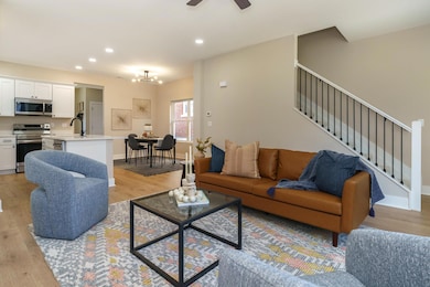 867 S 22nd St, Columbus, OH 43206 - photo 4