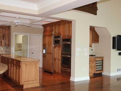 Kitchen. View from the breakfast room toward the k
