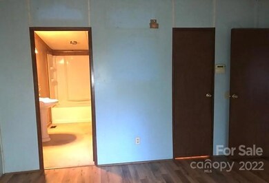 2120 Babbling Brook Ln, Gastonia, NC 28052 - photo 5