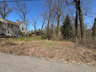 228 Higman Park Hill unit 2, Benton Harbor, MI 49022 - photo 2