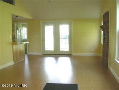 Living & dining area