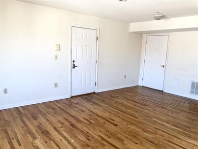 4014 Palisade Ave unit 7, Union City, NJ 07087 - photo 3