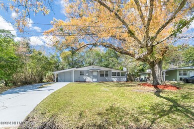 3924 Peter Rabbit Dr, Jacksonville, FL 32210 - photo 5