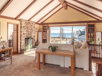 With a vaulted ceiling, bold ocean...