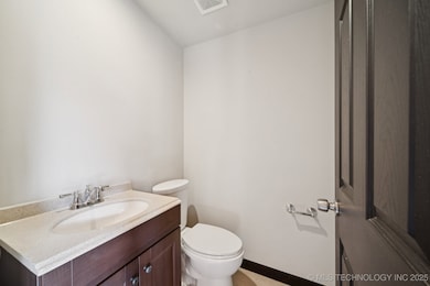 2869 E 72nd St, Tulsa, OK 74136 - photo 7