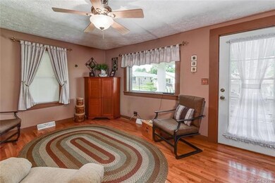 53 Le An Hurst Rd, Asheville, NC 28803 - photo 4