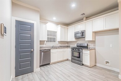 8119 Autumn Ln unit 1, Houston, TX 77016 - photo 4