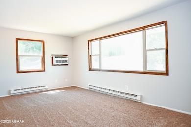 3621 13th Ave N, Grand Forks, ND 58203 - photo 2