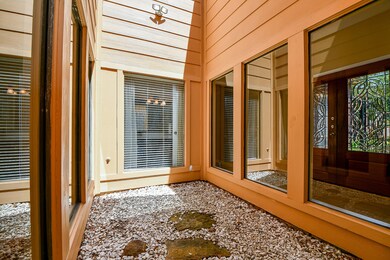 View inside the courtyard awaiting your personal t