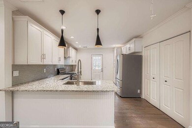 1688 Oak Knoll Cir SE, Atlanta, GA 30315 - photo 7