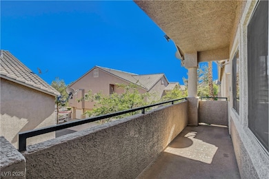 2052 Jade Creek St unit 203, Las Vegas, NV 89117 - photo 5