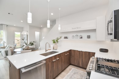 4002 Boho Ln, Houston, TX 77045 - photo 7