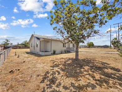 122 S Elm St. Pixley-19