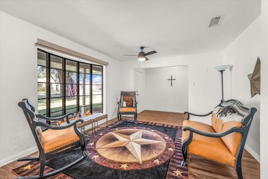 8013 Carrick St, Benbrook, TX 76116 - photo 5