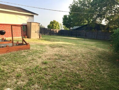 8412 Gibbs Dr, Fort Worth, TX 76108 - photo 7