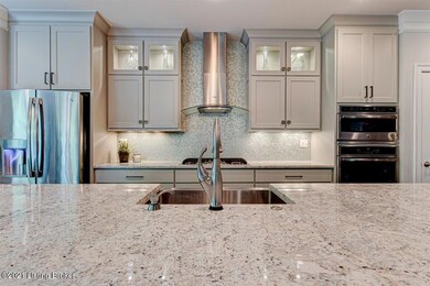 16-307 Maple Valley Rd-16