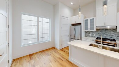 1910 Caddo St unit A203, Dallas, TX 75204 - photo 6