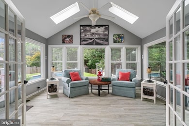 15032 Greenmount Dr, Woodbridge, VA 22193 - photo 5