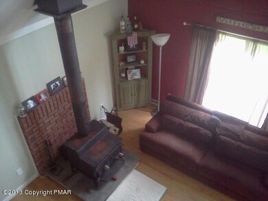 597 Stony Hollow Cir, Tobyhanna, PA 18466 - photo 7